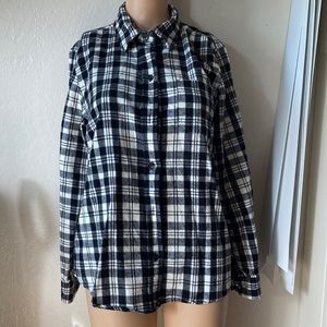 L.L Bean Women's Scotch Plaid Flannel Shirt, Relaxed (M)